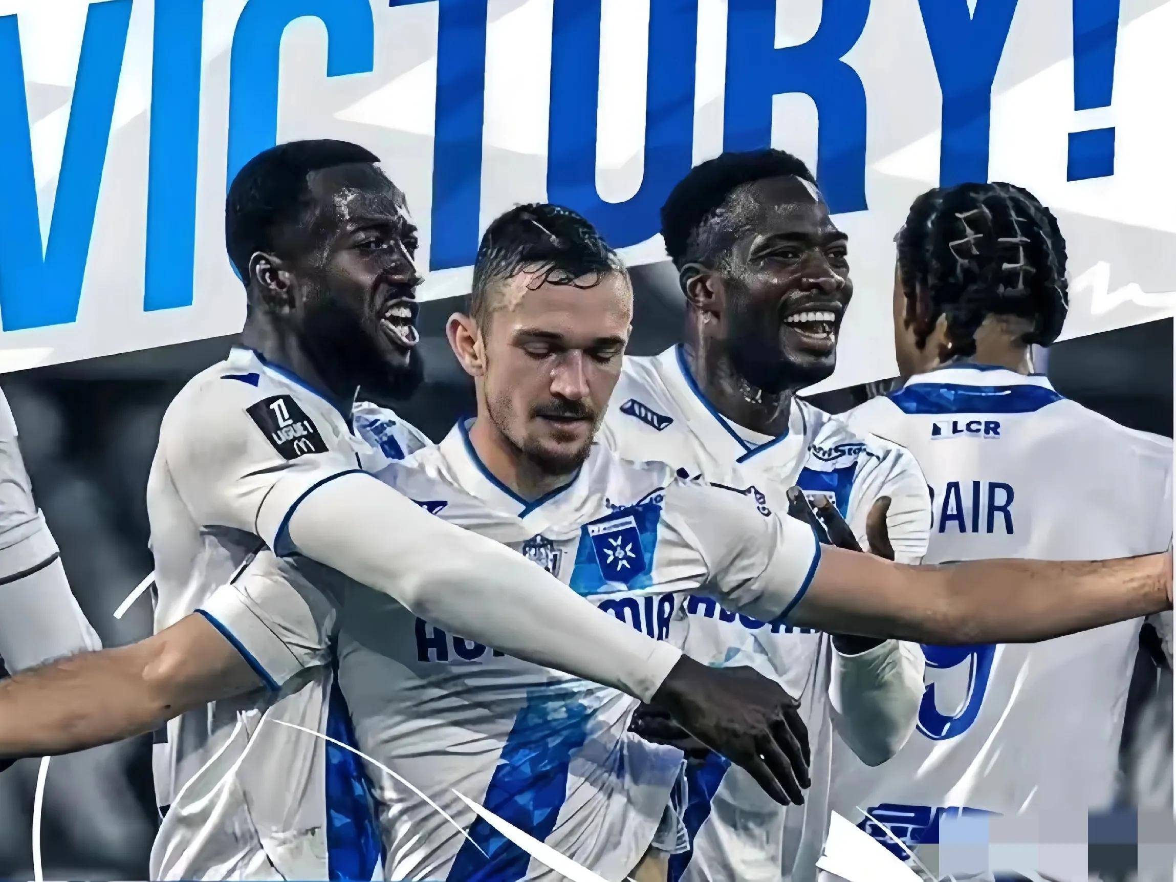 地振高冈一派青山千古秀下一句 地振高冈一派青山千古秀下一句