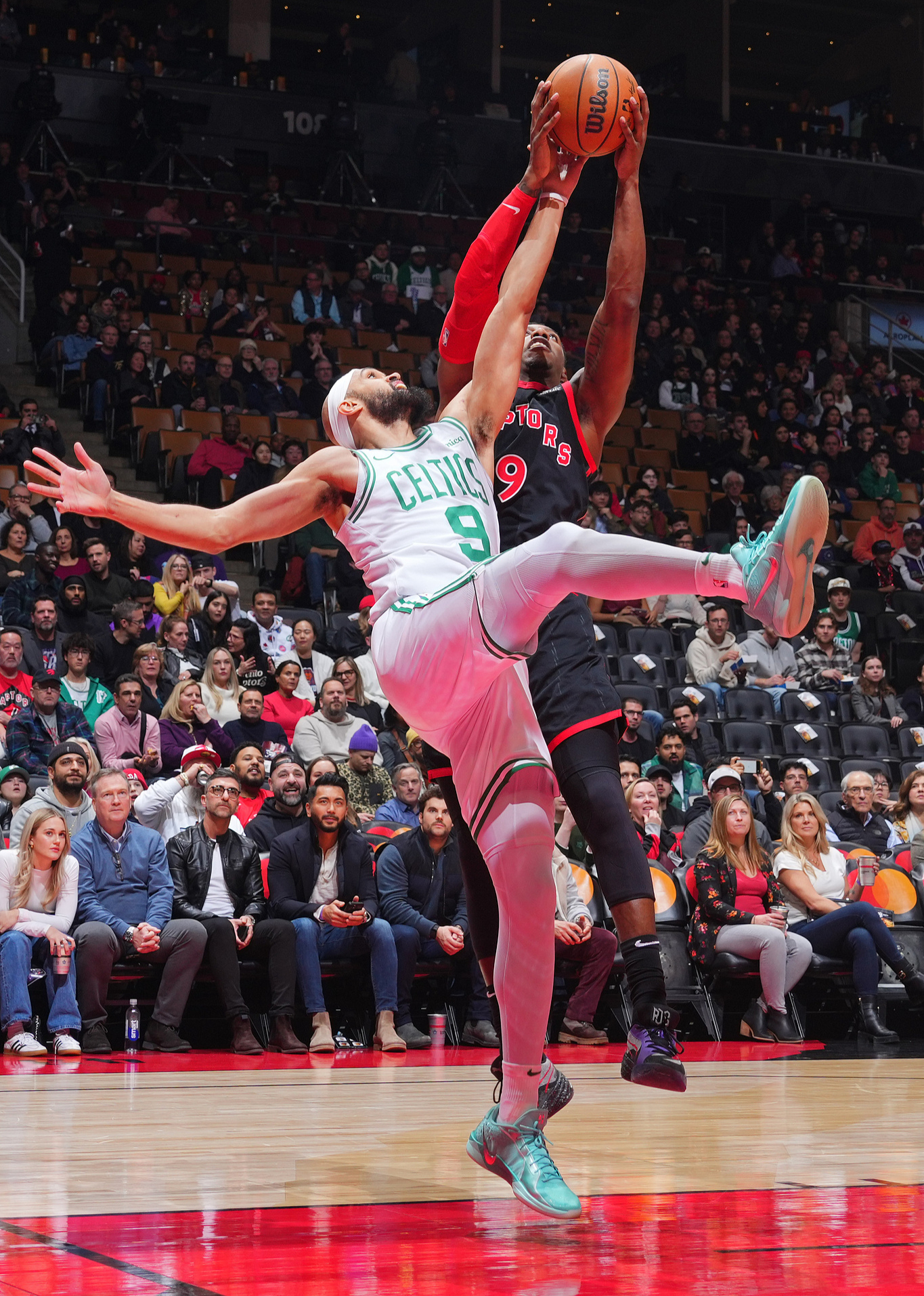 乐动平台 -包含关键时刻多伦多猛龙备战全明星赛，复出首秀细节曝光，底气十足，球队文化再被提及的词条